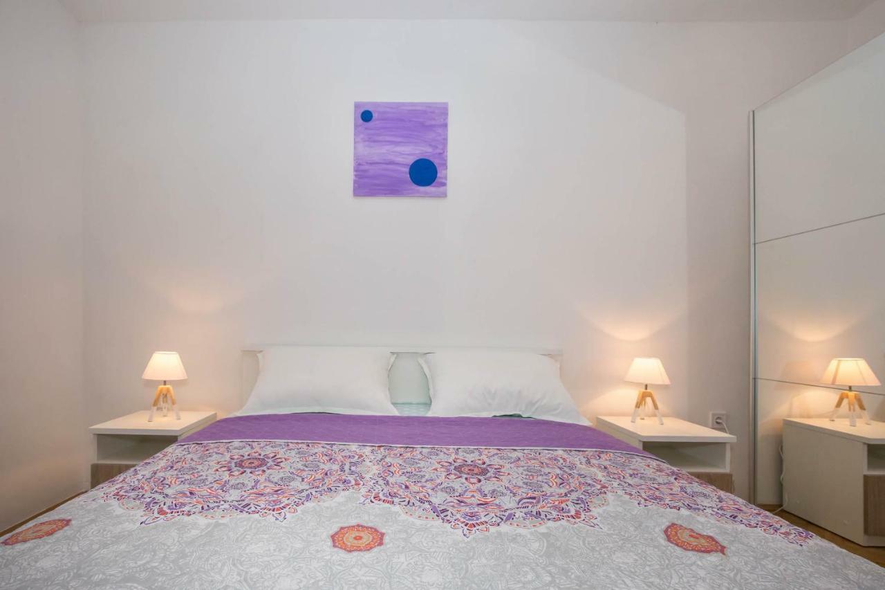 Apartman Sesna Bol Exterior photo